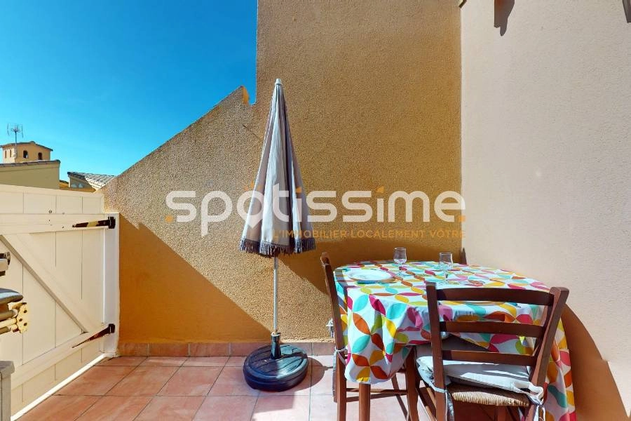 CAP D'AGDE- Roquille - Studio mezzanine avec terrasse et parking priva