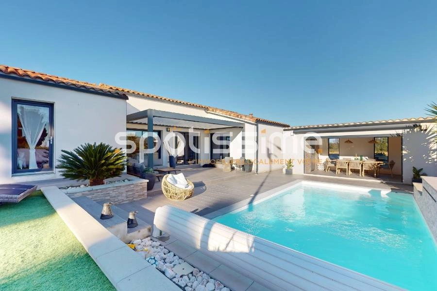 PINET - Magnique villa contemporaine de plain pied