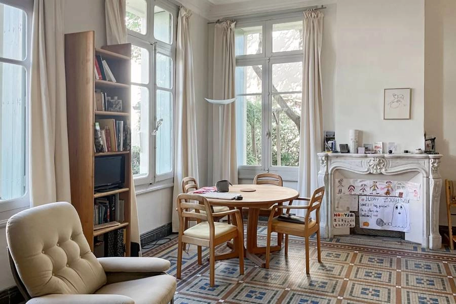 Appartement à Marseillan dans très belle demeure