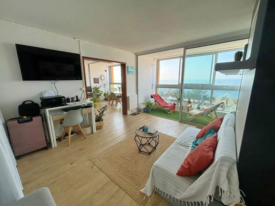 Appartement T2 avec une double vue Mer