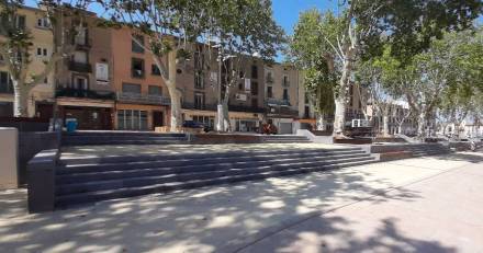 Agde - Retour d'une partie du marché sur le Haut de la Promenade