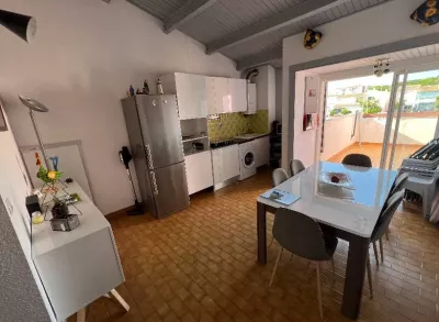 Appartement 3 pièces de 32 m² avec vue quai et ponton