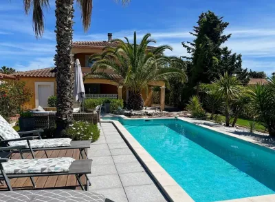 Vente superbe villa à Marseillan au calme sur magnifique jardin paysagé